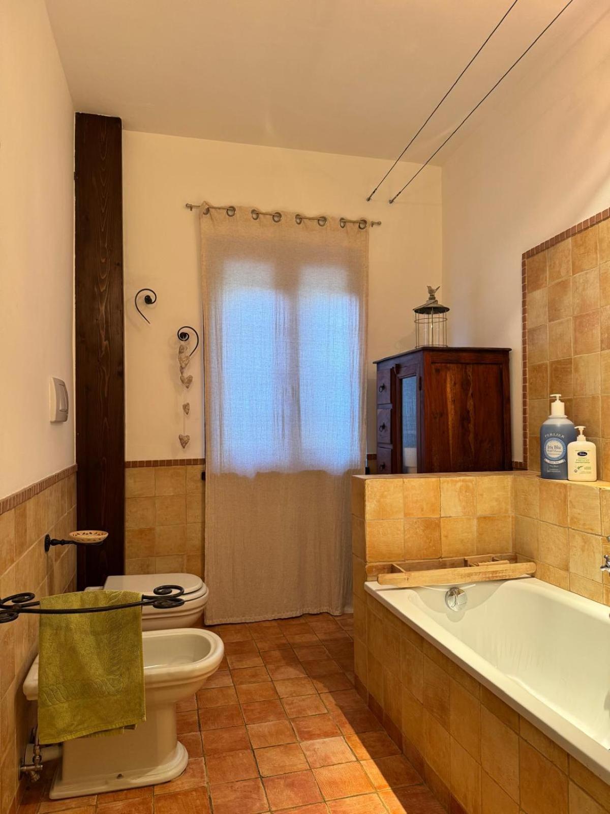 Al Riccio Bed and Breakfast Cocconato Buitenkant foto